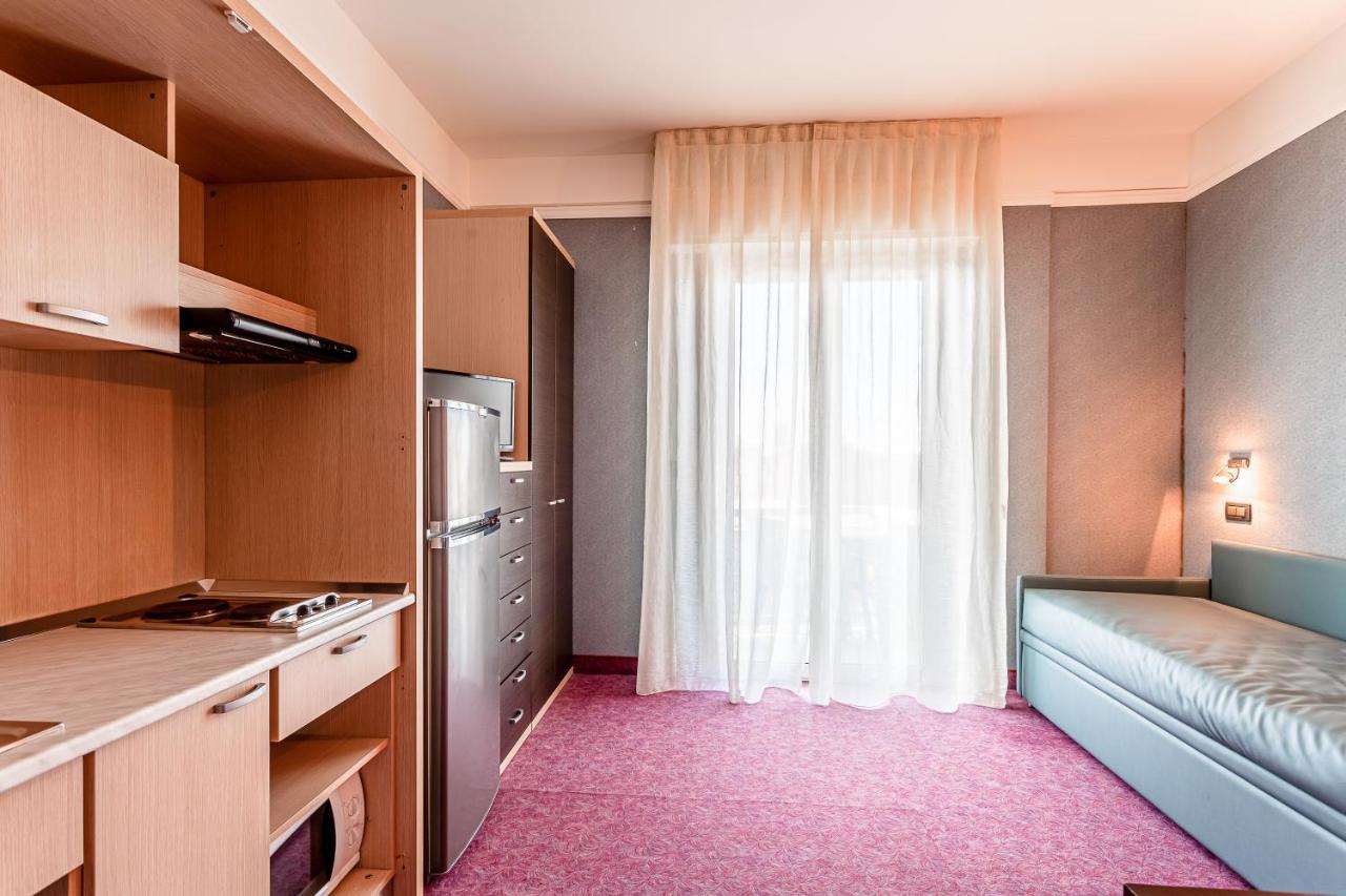 بيلاريا-إيجيا مارينا Residence & Suites المظهر الخارجي الصورة